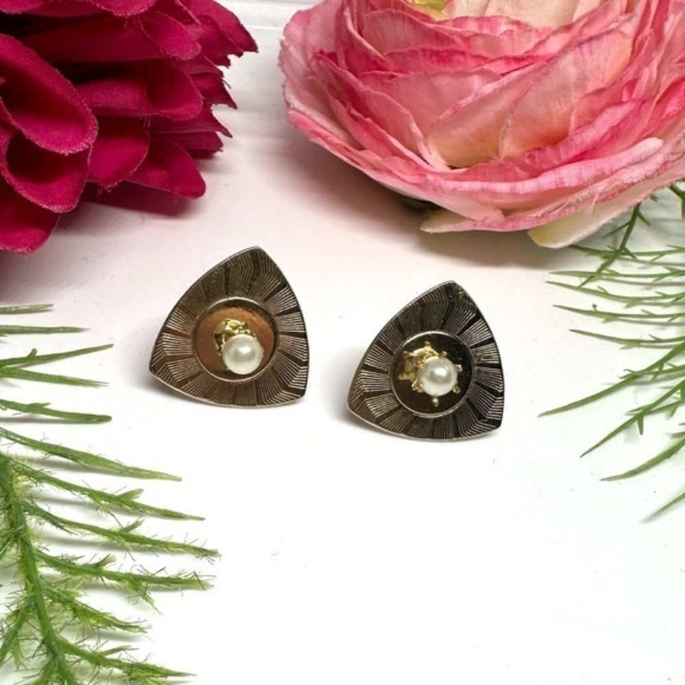 VINTAGE⚜️Art Deco Style Golden Pearl Clip Earrings
